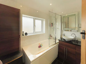 Photo 21- click for photo gallery